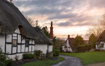 is Farleigh Wallop thatch roofing popular